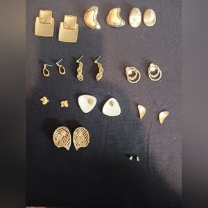 Vintage 80s Pierced Earrings And 1 Clip On Bottom Of Photo